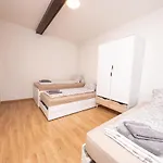 Haus Astoria *
